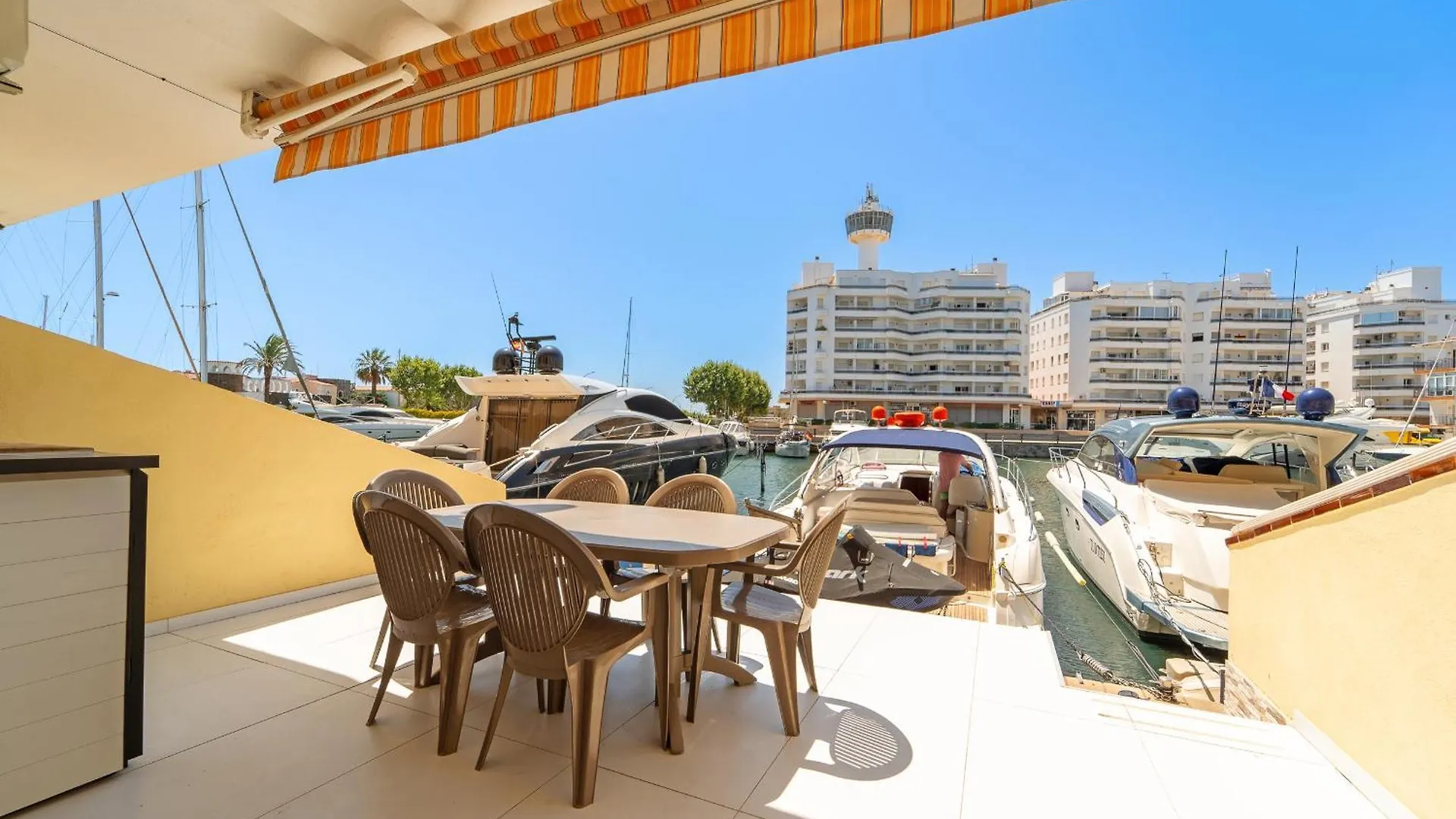 Welcs Apartamento 175 Emp Frente Al Canal Empuriabrava 0*,